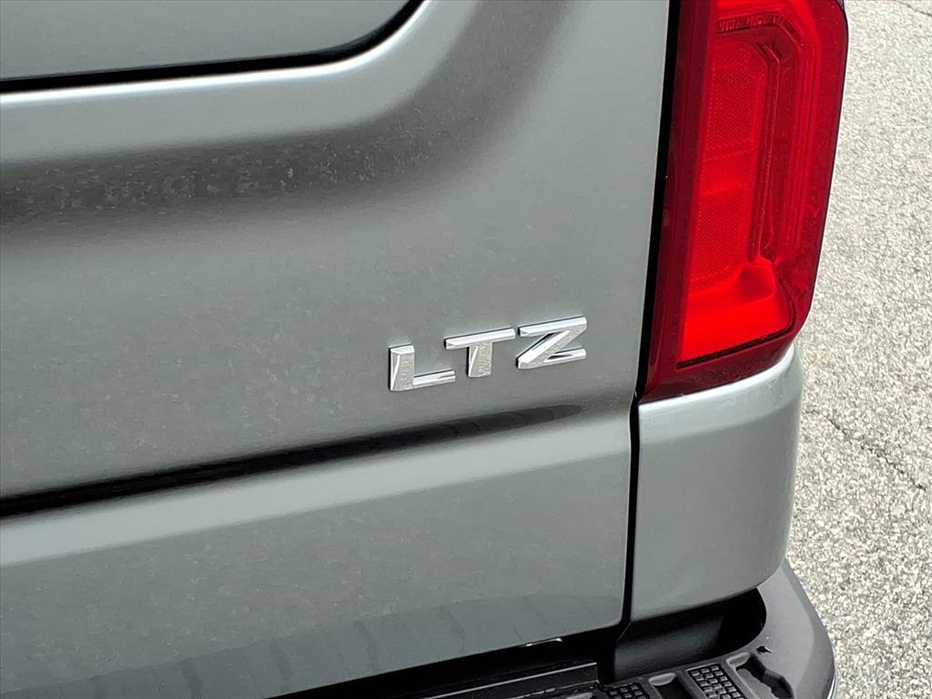 new 2026 Chevrolet Silverado 1500 car, priced at $63,000