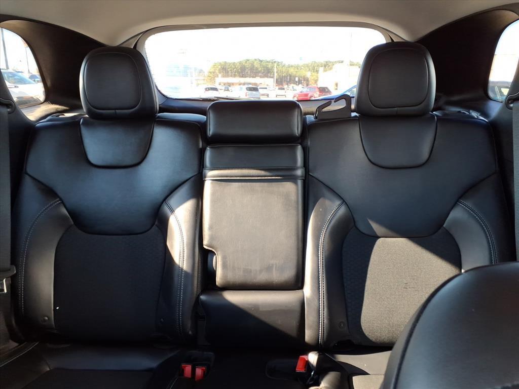 used 2019 Jeep Cherokee car, priced at $14,882