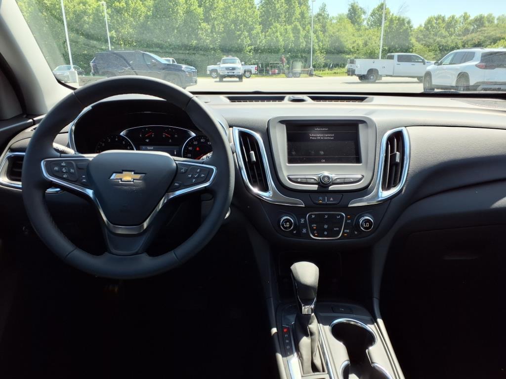 used 2024 Chevrolet Equinox car, priced at $24,981