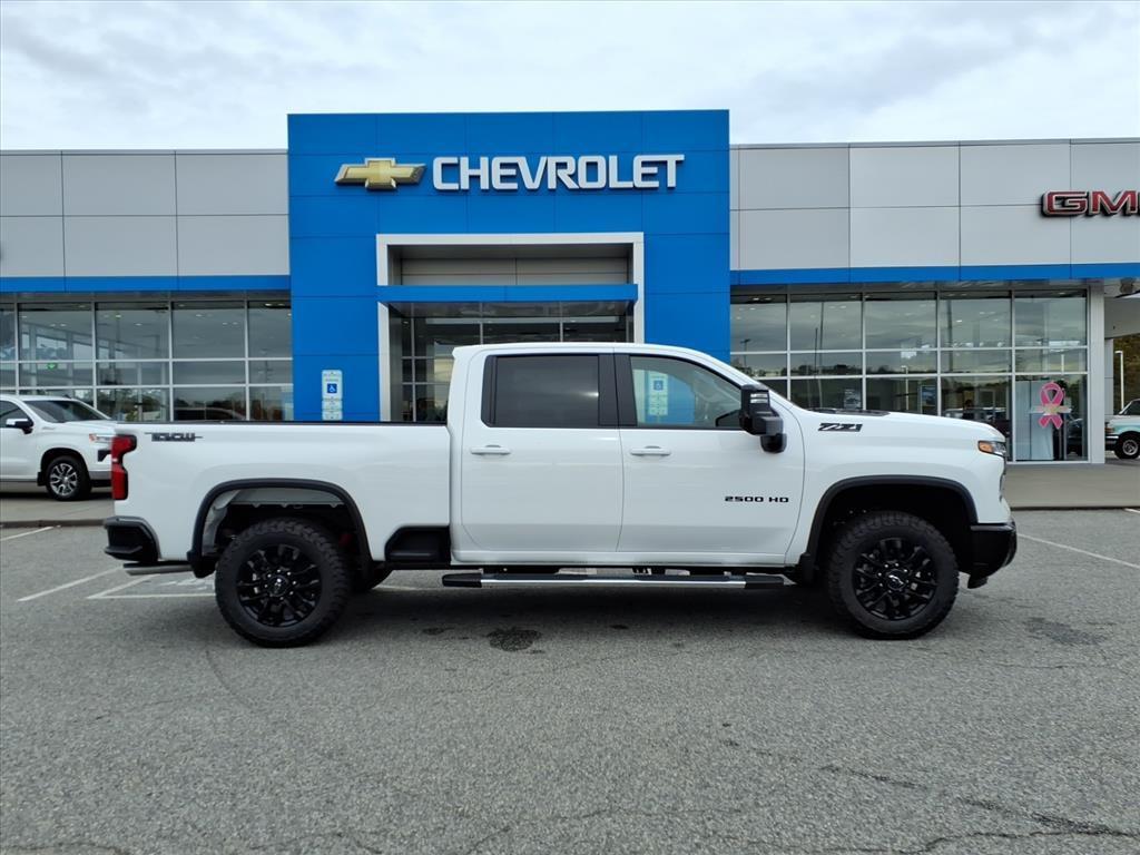 new 2025 Chevrolet Silverado 2500 car, priced at $63,000