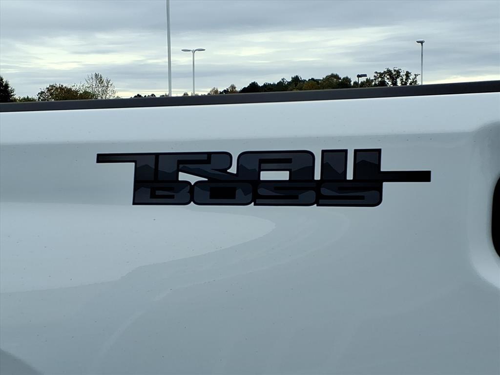 new 2025 Chevrolet Silverado 2500 car, priced at $63,000