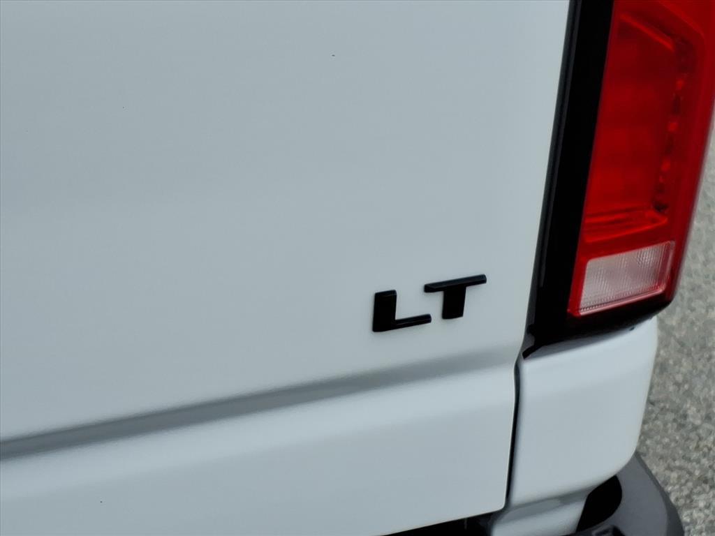 new 2025 Chevrolet Silverado 2500 car, priced at $63,000