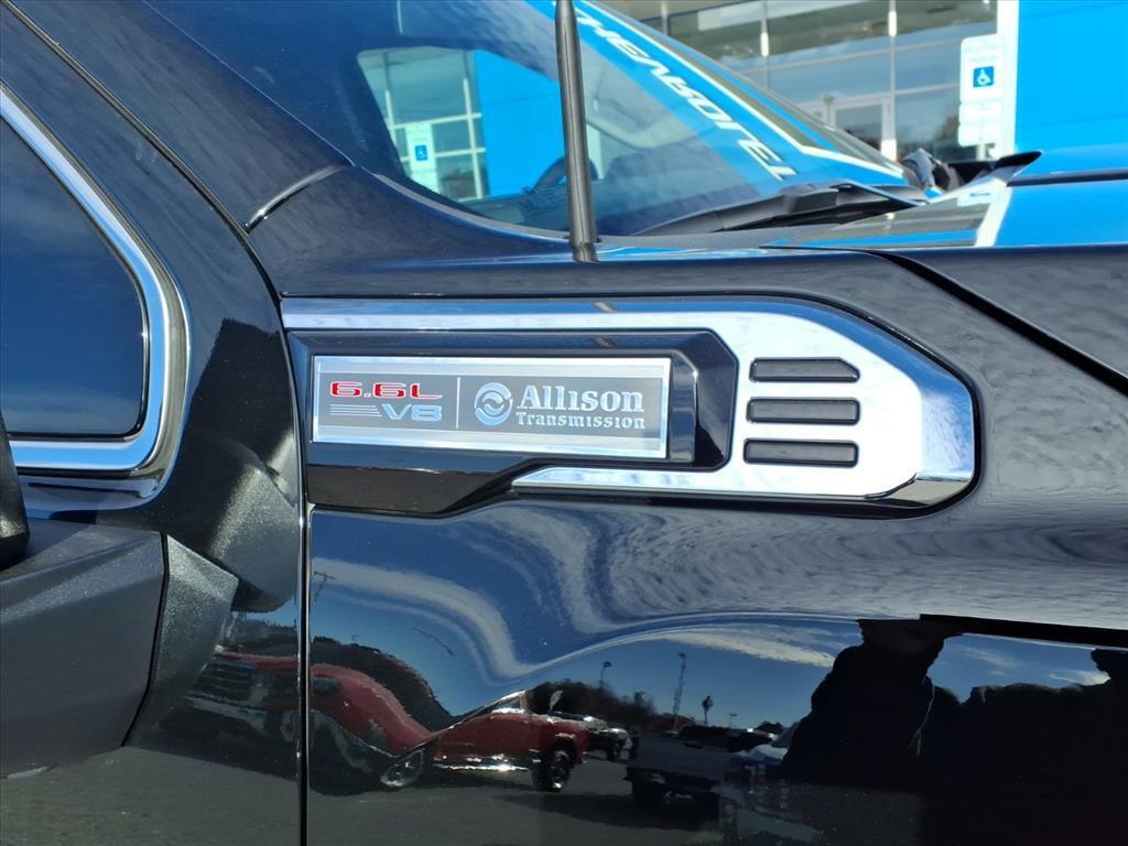 used 2025 GMC Sierra 2500 car, priced at $63,982