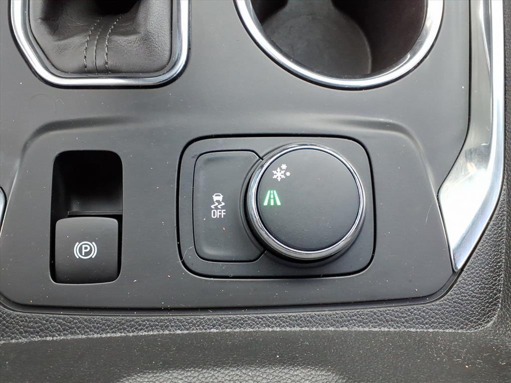 used 2020 Chevrolet Traverse car, priced at $24,482