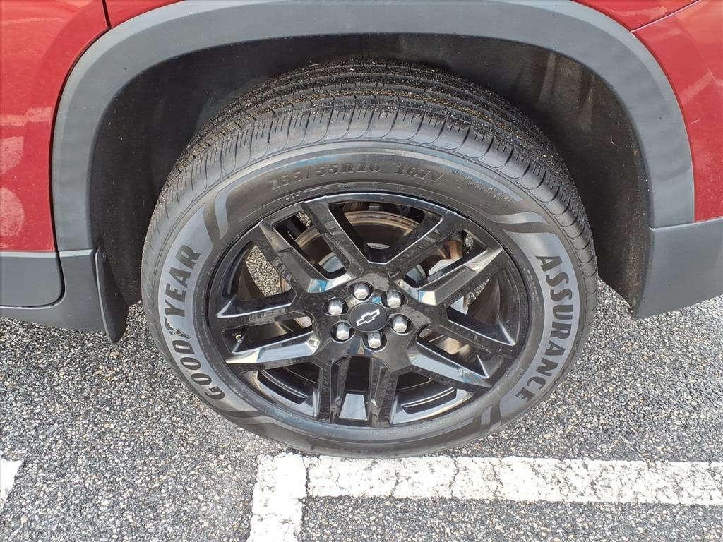 used 2020 Chevrolet Traverse car, priced at $24,482