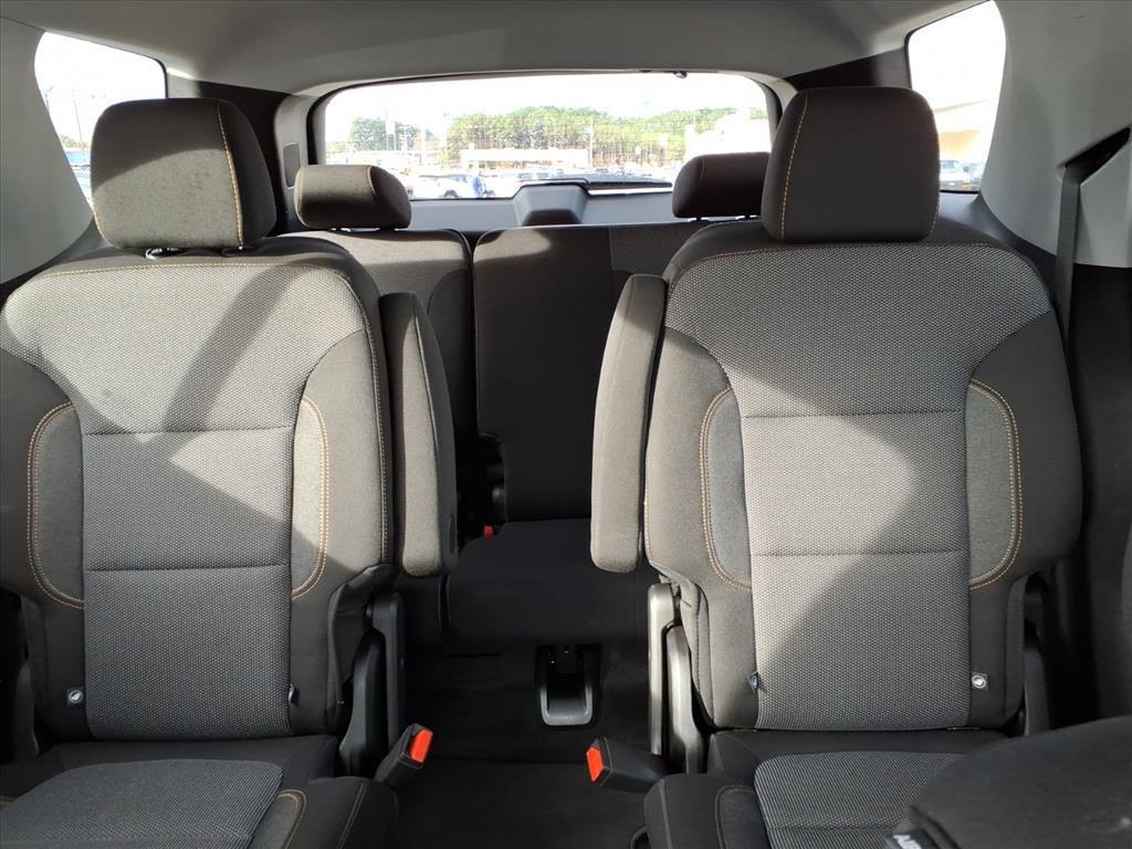 used 2020 Chevrolet Traverse car, priced at $24,482