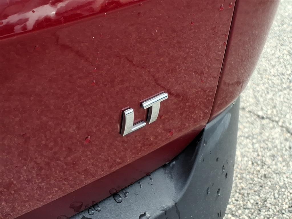 used 2020 Chevrolet Traverse car, priced at $24,482