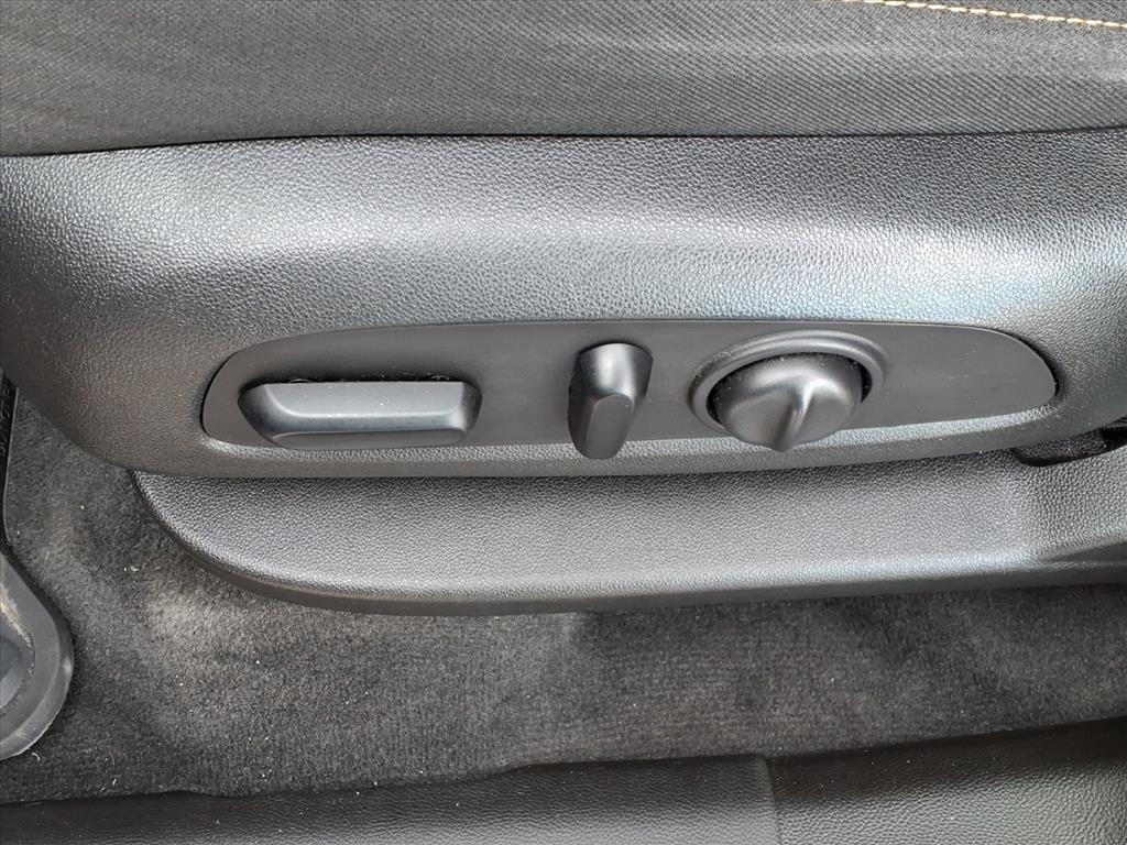 used 2020 Chevrolet Traverse car, priced at $24,482