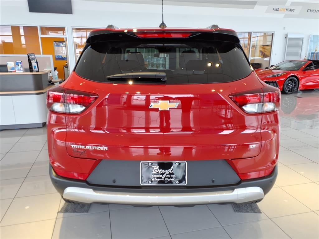 new 2026 Chevrolet TrailBlazer car, priced at $27,602