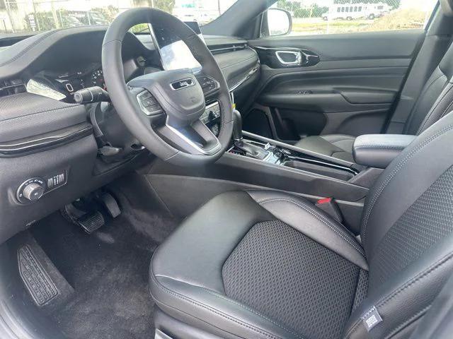 new 2025 Jeep Compass car, priced at $28,160