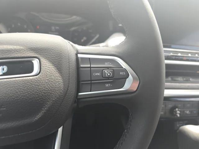 new 2025 Jeep Compass car, priced at $29,035