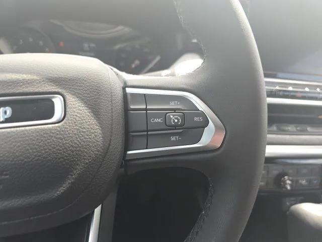 new 2025 Jeep Compass car, priced at $29,035