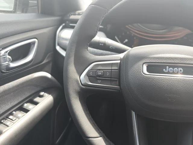 new 2025 Jeep Compass car, priced at $29,035