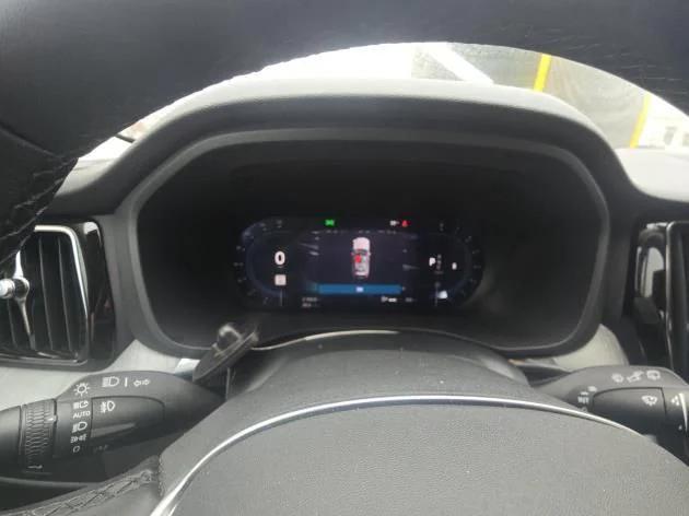 used 2025 Volvo XC60 car, priced at $41,500