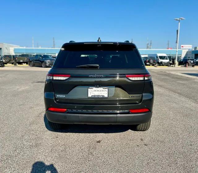 used 2023 Jeep Grand Cherokee car, priced at $33,301