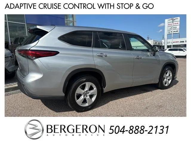 used 2023 Toyota Highlander car, priced at $33,961