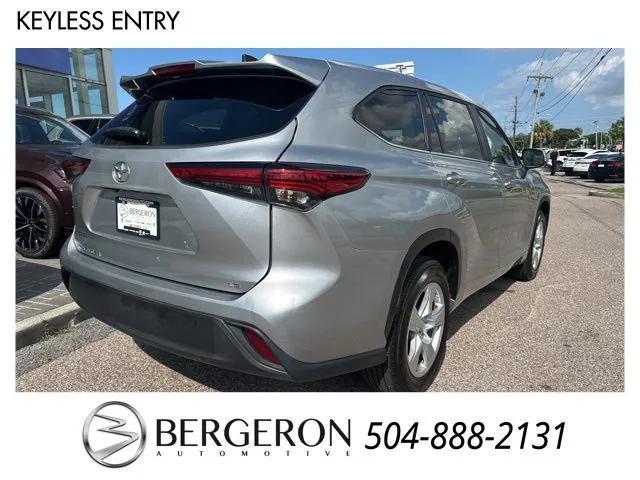 used 2023 Toyota Highlander car, priced at $33,961
