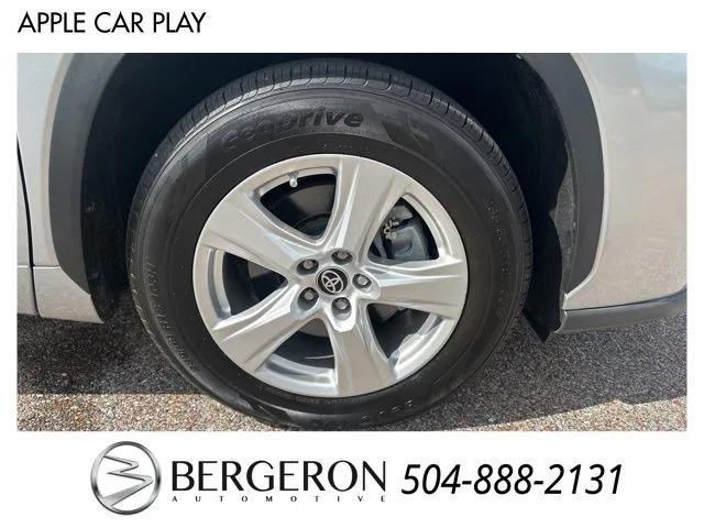 used 2023 Toyota Highlander car, priced at $33,961