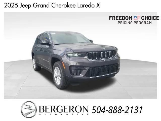 new 2025 Jeep Grand Cherokee car, priced at $38,970