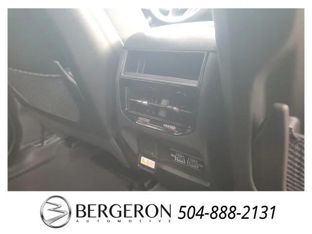 new 2025 Jeep Grand Cherokee car, priced at $38,970