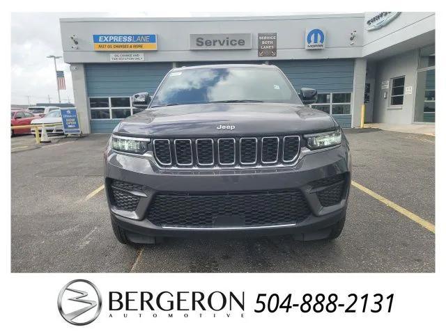 new 2025 Jeep Grand Cherokee car, priced at $38,970