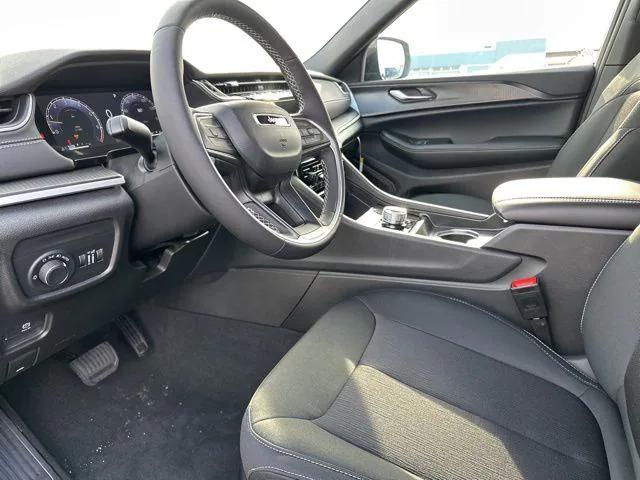 new 2025 Jeep Grand Cherokee L car, priced at $38,720