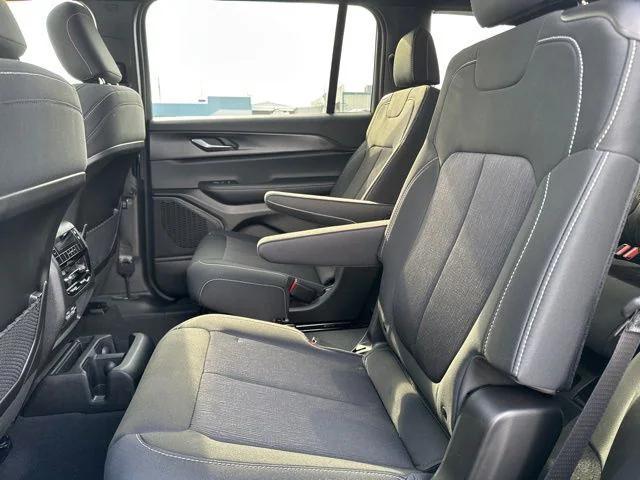 new 2025 Jeep Grand Cherokee L car, priced at $39,720
