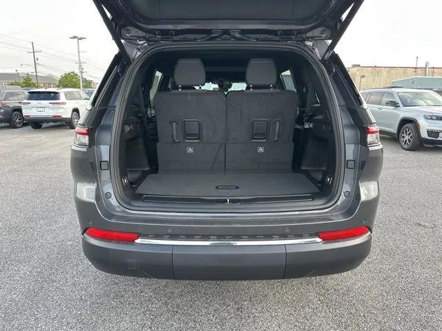 new 2025 Jeep Grand Cherokee L car, priced at $39,720
