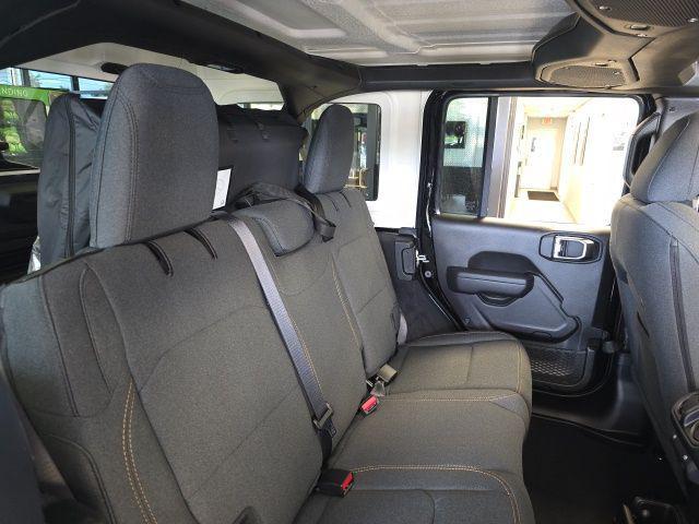 new 2025 Jeep Wrangler car, priced at $51,860