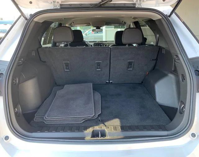 used 2022 Chevrolet Equinox car, priced at $20,000