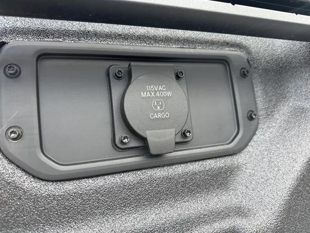 new 2025 Ram 1500 car, priced at $53,735