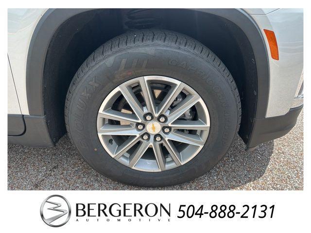 used 2022 Chevrolet Traverse car, priced at $25,840