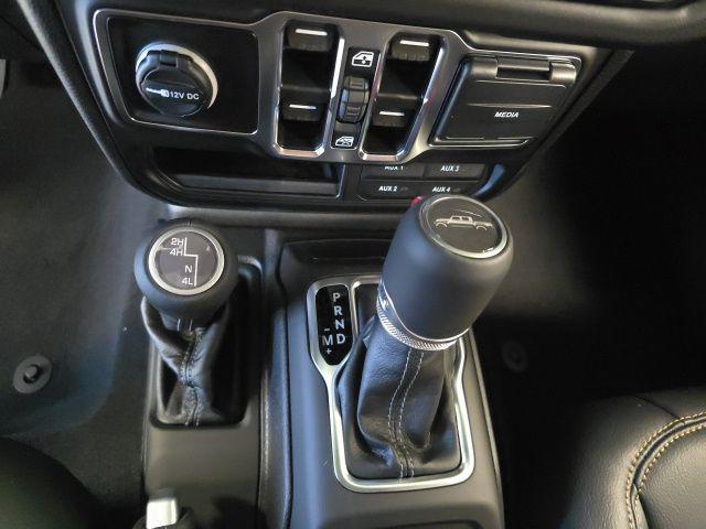 new 2025 Jeep Gladiator car, priced at $45,980
