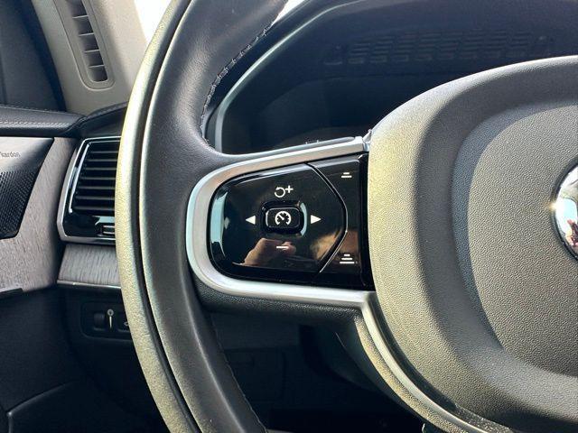 used 2022 Volvo XC90 Recharge Plug-In Hybrid car, priced at $42,000