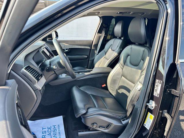 used 2022 Volvo XC90 Recharge Plug-In Hybrid car, priced at $42,000