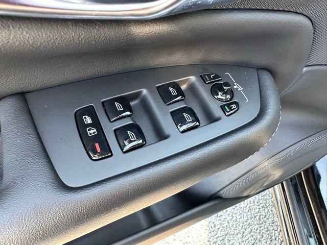used 2022 Volvo XC90 Recharge Plug-In Hybrid car, priced at $42,000
