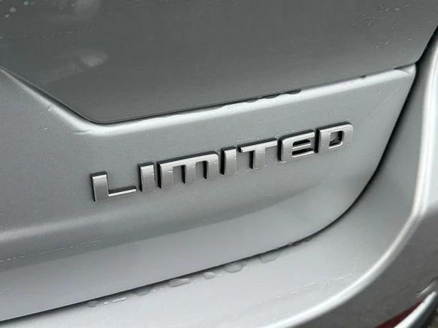 new 2025 Jeep Grand Cherokee car, priced at $47,115