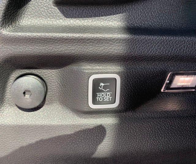 new 2024 Jeep Grand Cherokee L car, priced at $42,500