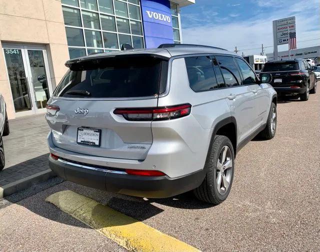 new 2024 Jeep Grand Cherokee L car, priced at $42,500