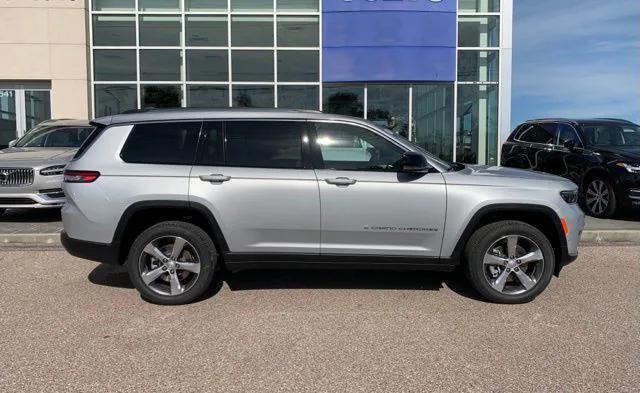 new 2024 Jeep Grand Cherokee L car, priced at $42,500