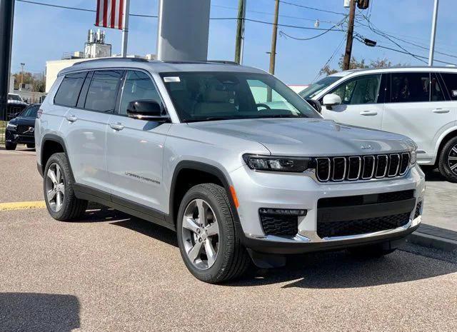 new 2024 Jeep Grand Cherokee L car, priced at $42,500