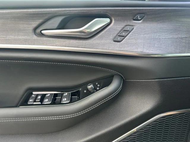 new 2025 Jeep Grand Cherokee L car, priced at $62,035