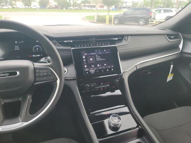 new 2025 Jeep Grand Cherokee L car, priced at $38,920