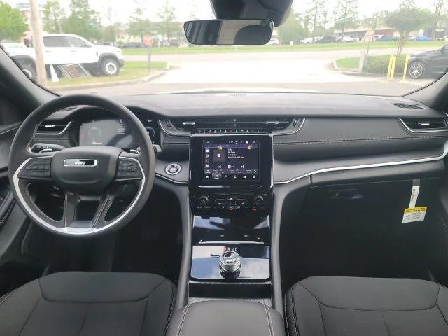 new 2025 Jeep Grand Cherokee L car, priced at $38,920