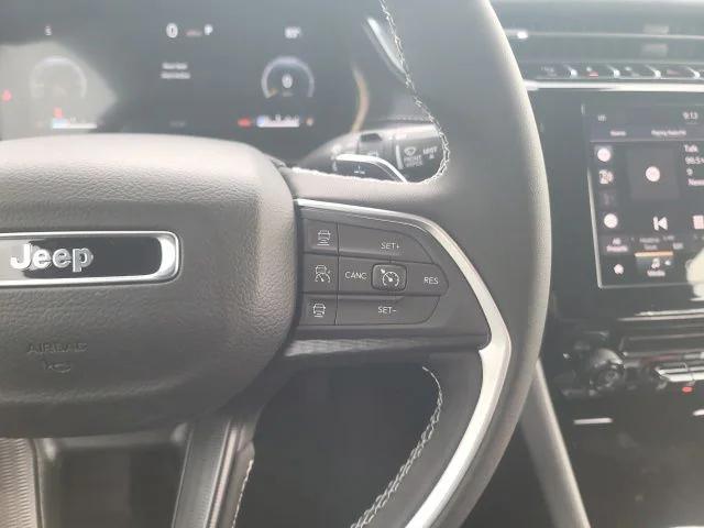 new 2025 Jeep Grand Cherokee L car, priced at $38,920