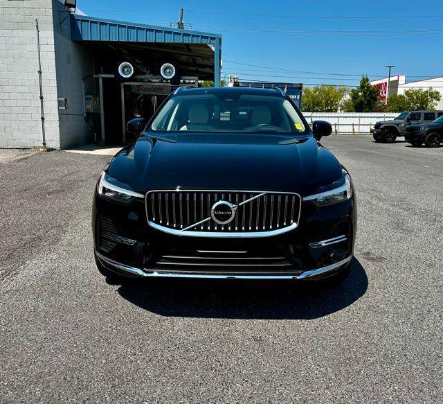 used 2023 Volvo XC60 car, priced at $41,500