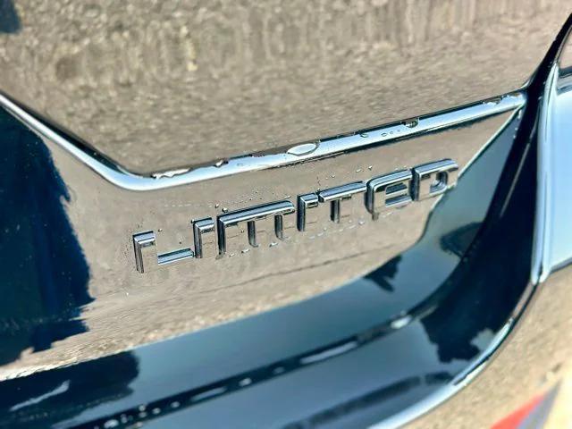 new 2025 Jeep Grand Cherokee car, priced at $48,160