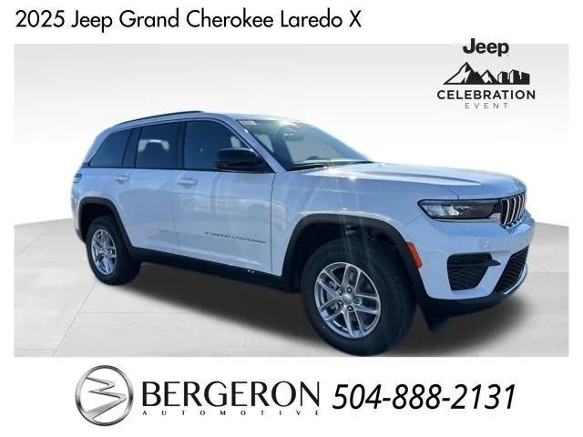 new 2025 Jeep Grand Cherokee car, priced at $37,375