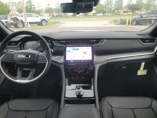 new 2025 Jeep Grand Cherokee L car, priced at $47,335
