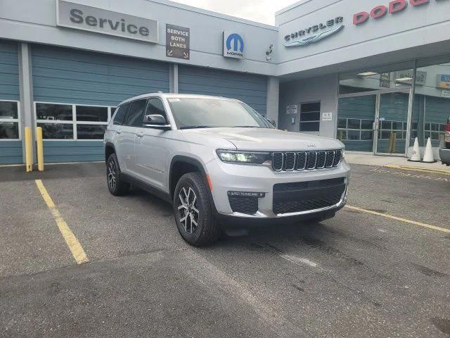 new 2025 Jeep Grand Cherokee L car, priced at $47,335
